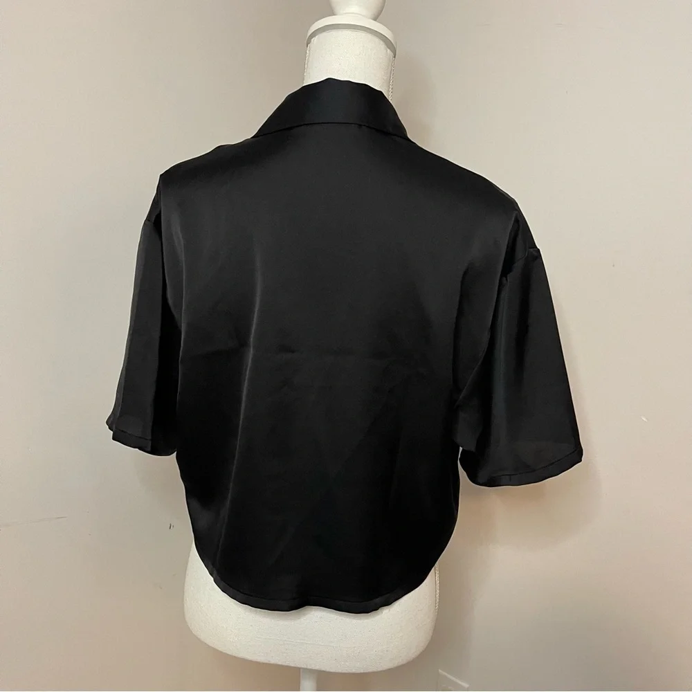 Abercrombie & fitch black satin short sleeve cropped polo - Picture 5 of 5